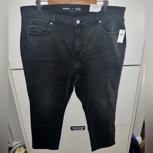 Old Navy Mid-Rise Boyfriend Built In Warm Black Jeans — Size 16